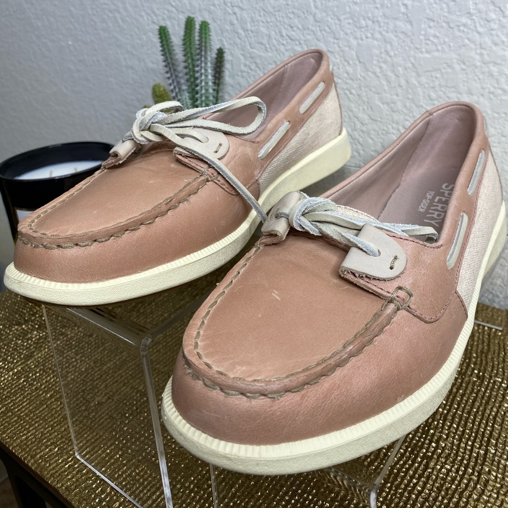 Sperry - Picture 3 of 5